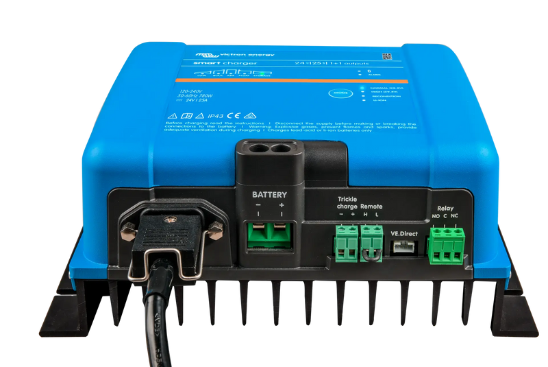 Victron Smart IP43 24V- 25a 1+1 Charger battery charger — front view